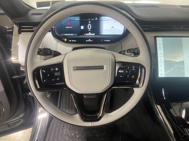 2025 Land Rover Range Rover Sport SE photo 14