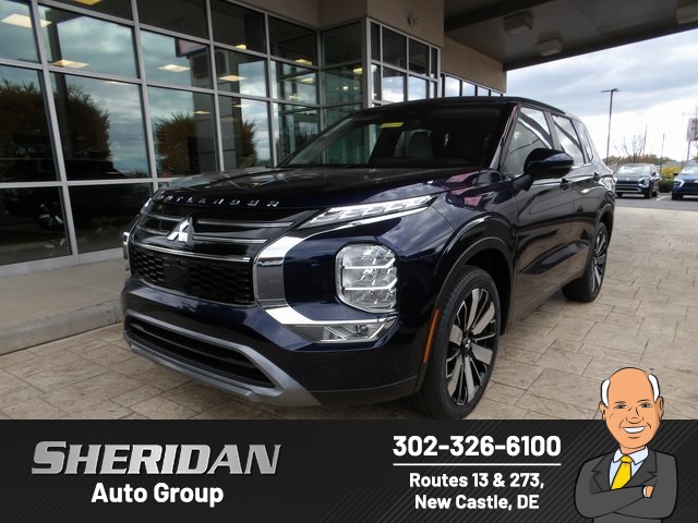 2025 Mitsubishi Outlander SE's photo