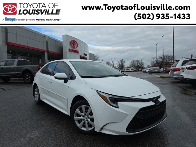 2023 Toyota Corolla LE's photo