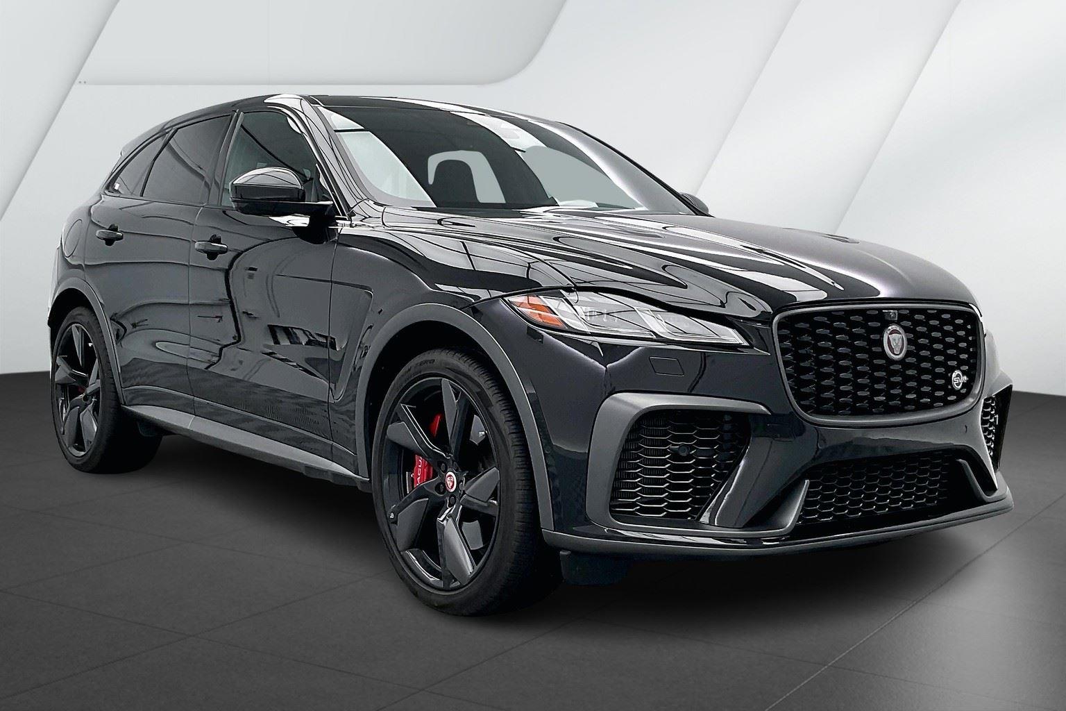 2023 Jaguar F-PACE SVR photo 7