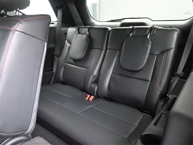 2025 Ford Explorer ST-Line photo 23