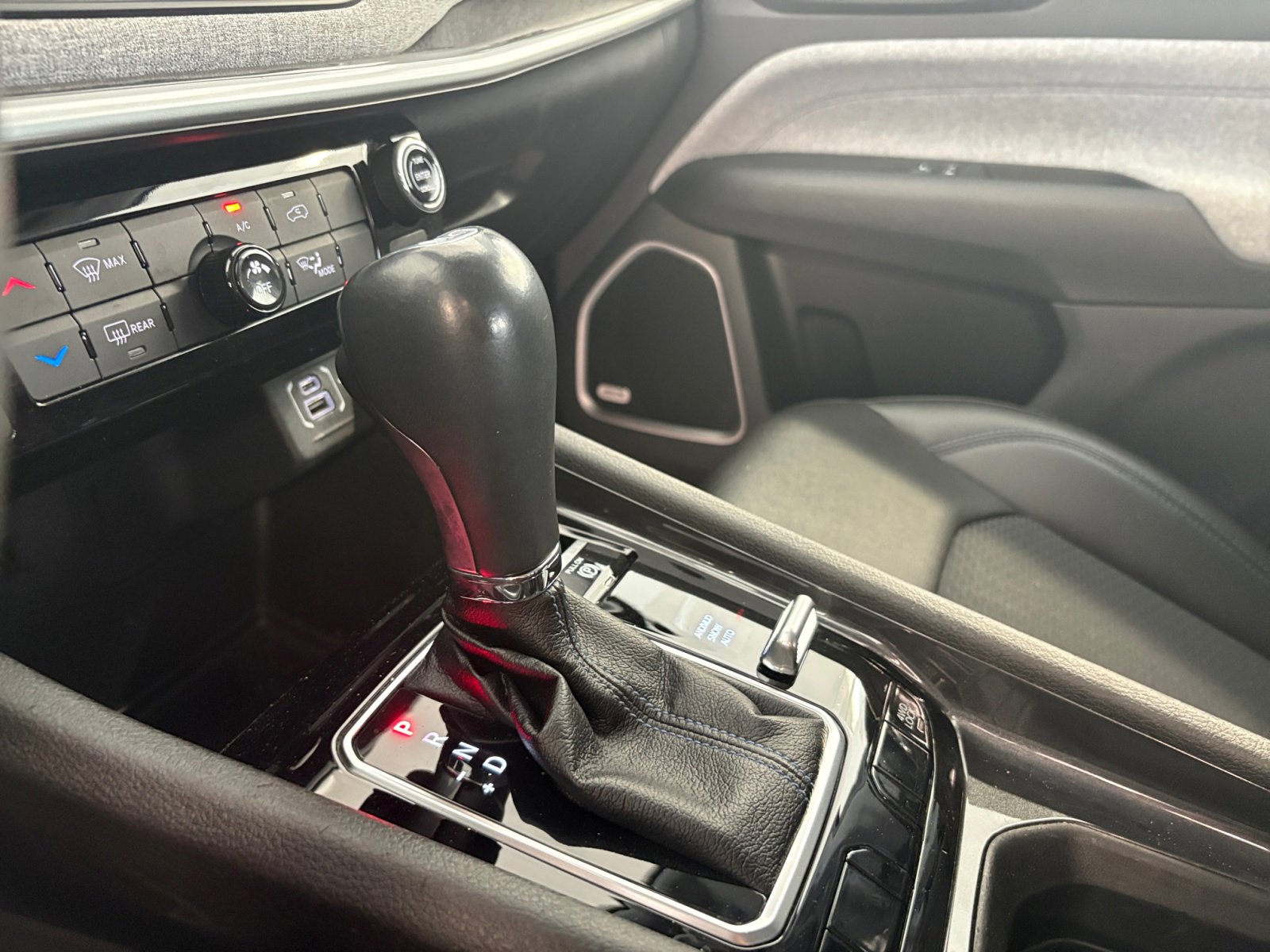 2022 Jeep Compass Latitude photo 20