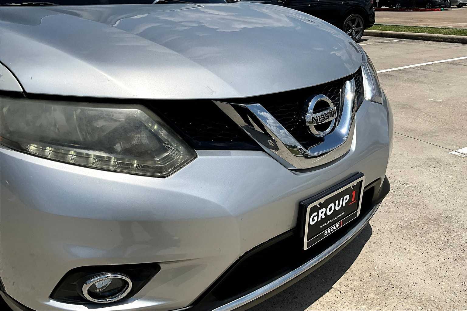 2016 Nissan Rogue SV photo 29