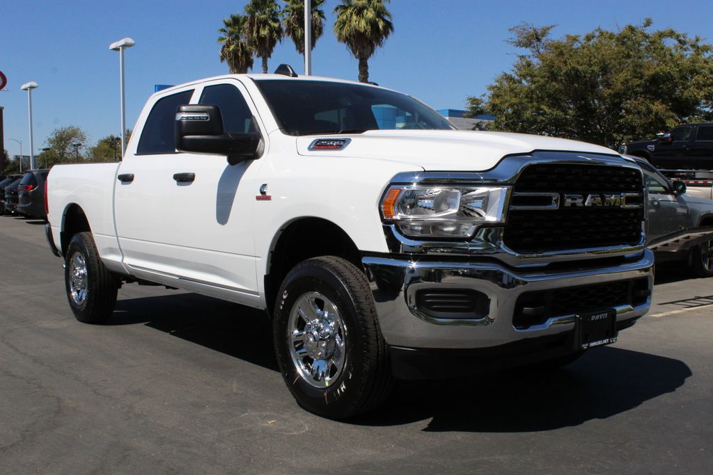 2024 Ram 2500 Tradesman photo 2