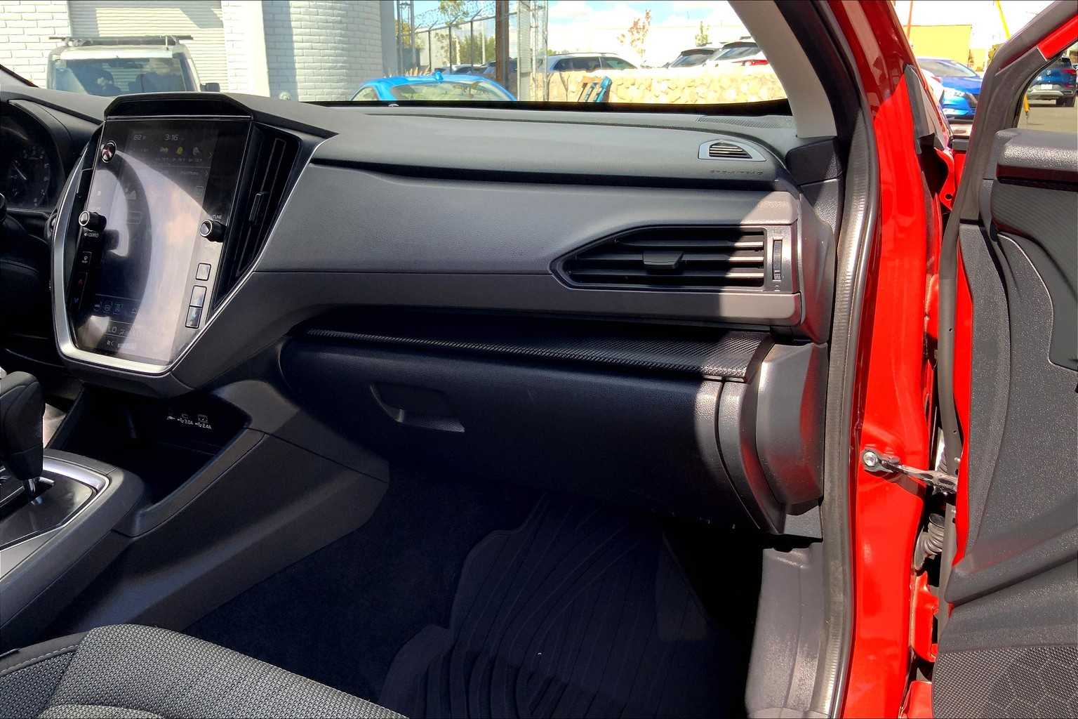 2024 Subaru Crosstrek Premium photo 17