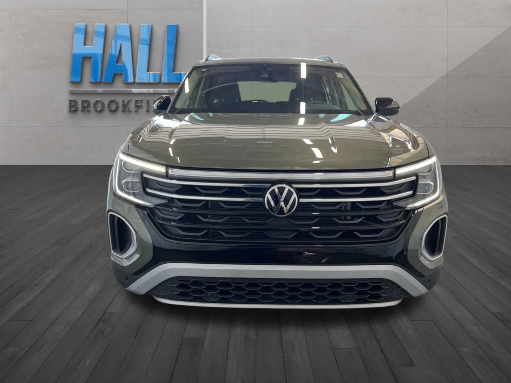 2025 Volkswagen Atlas Peak Edition SE photo 7