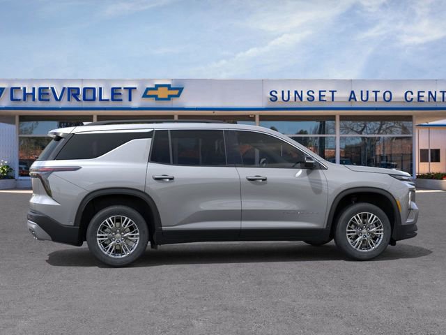 2025 Chevrolet Traverse photo 3