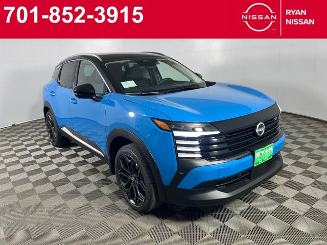 2025 Nissan Kicks SR AWD's photo