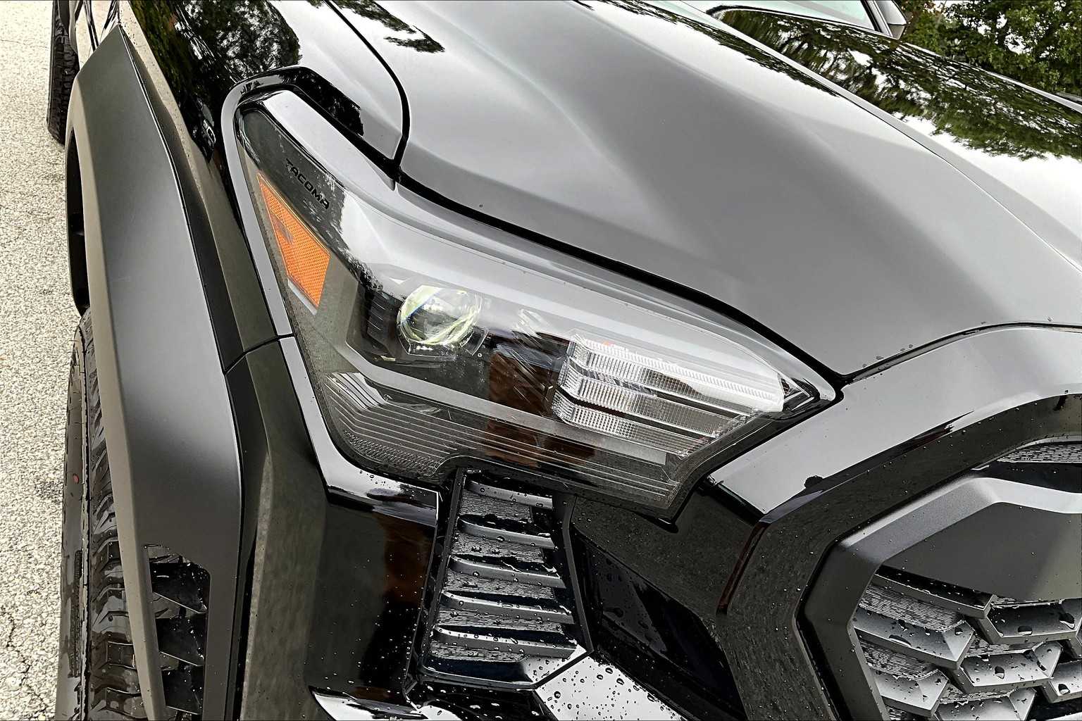 2025 Toyota Tacoma TRD Off-Road 4x4 Double Cab photo 13