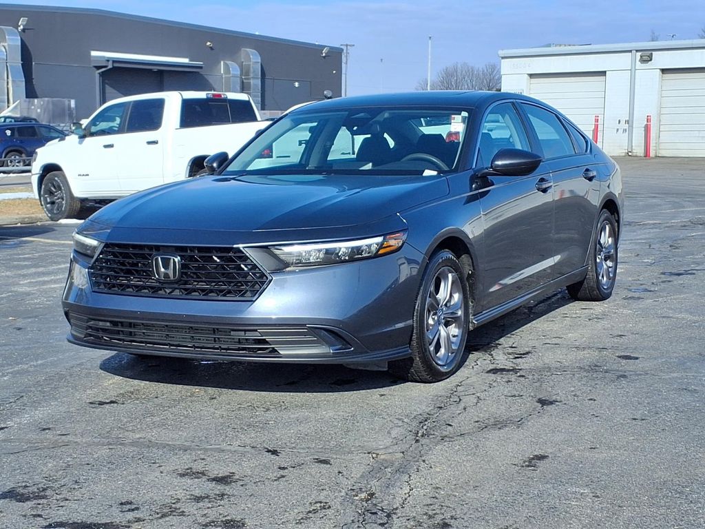 Used 2024 Honda Accord EX with VIN 1HGCY1F3XRA059837 for sale in Kansas City
