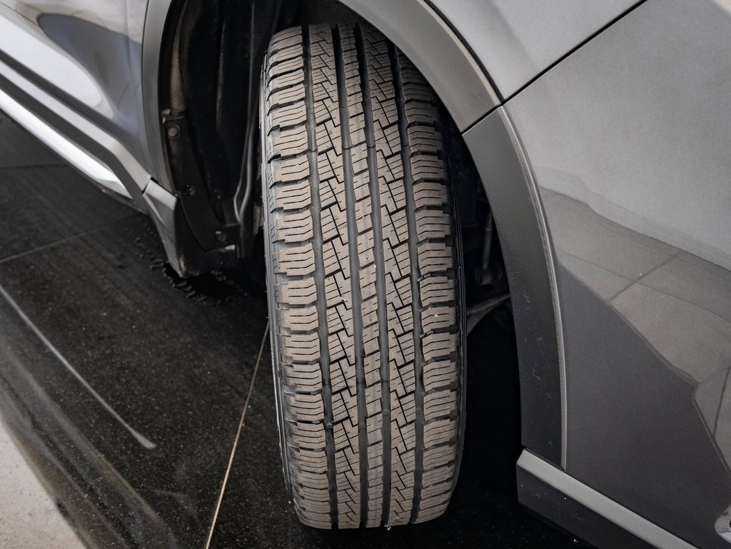 2020 Subaru Ascent Touring photo 36