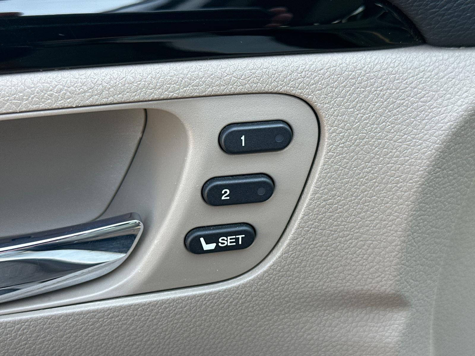 2021 Honda Pilot Touring photo 9