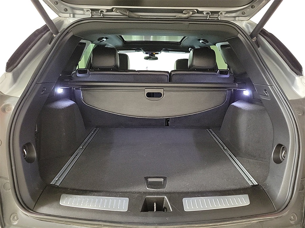 2025 CADILLAC XT5 - Image 25