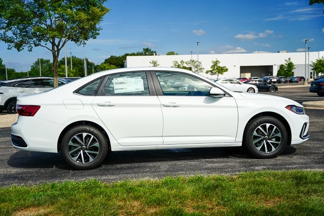 2025 Volkswagen Jetta 1.5T S photo 32