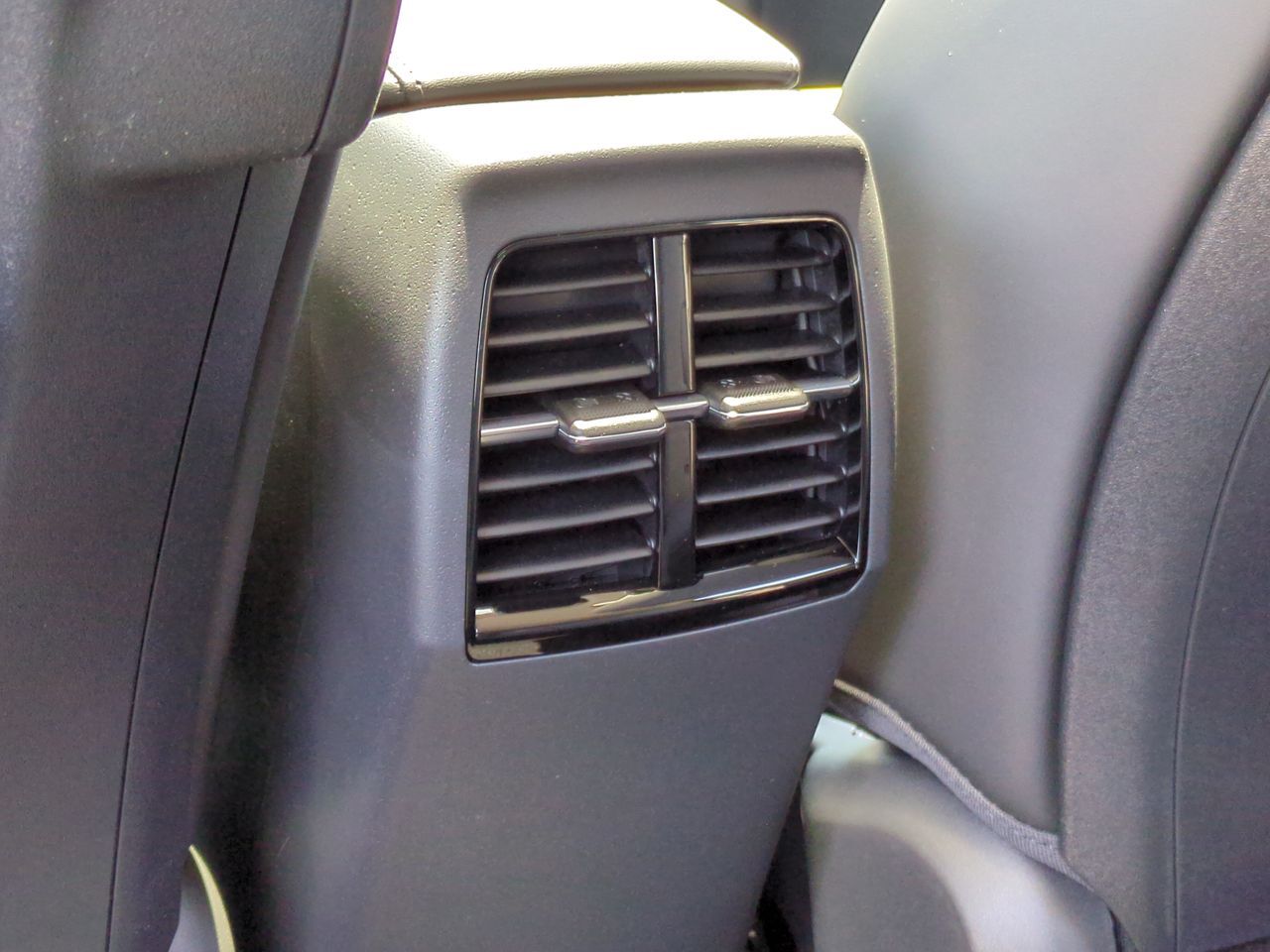 2025 Kia Niro EX Touring photo 18
