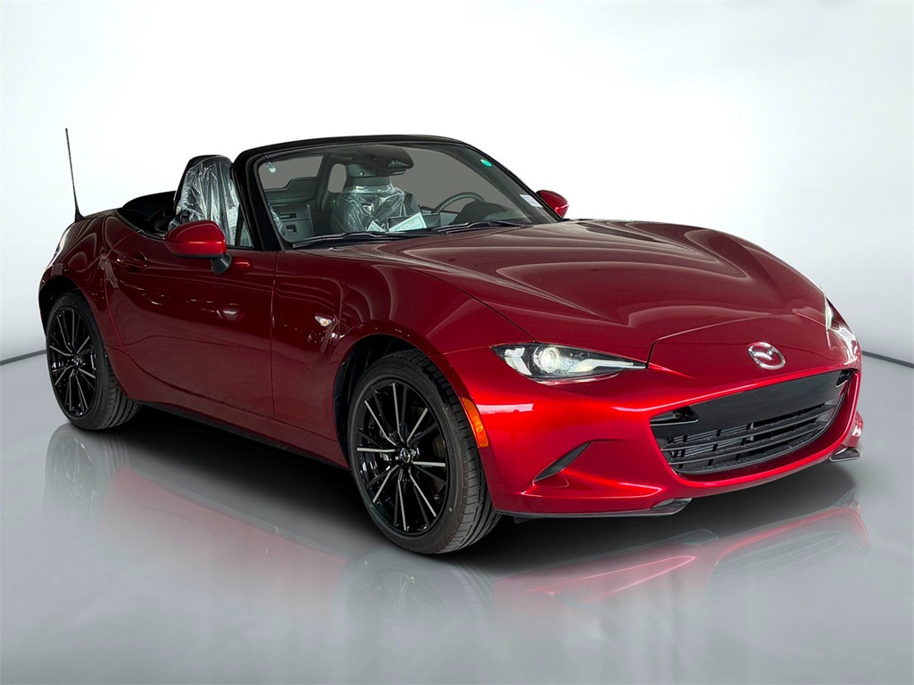 2025 Mazda MX-5 Miata Miata Grand Touring photo 2