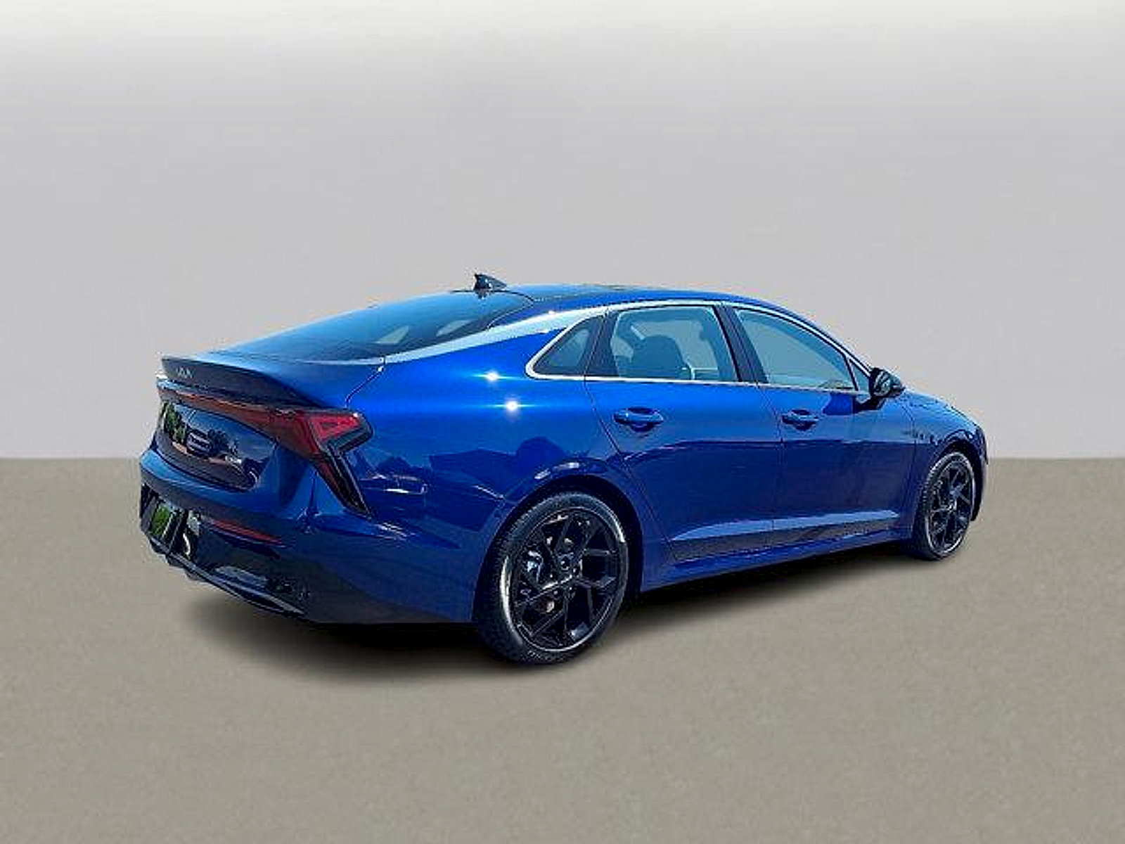 2026 Kia K5 GT-Line photo 4