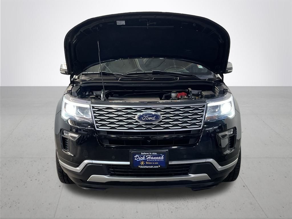 2018 Ford Explorer Platinum photo 5
