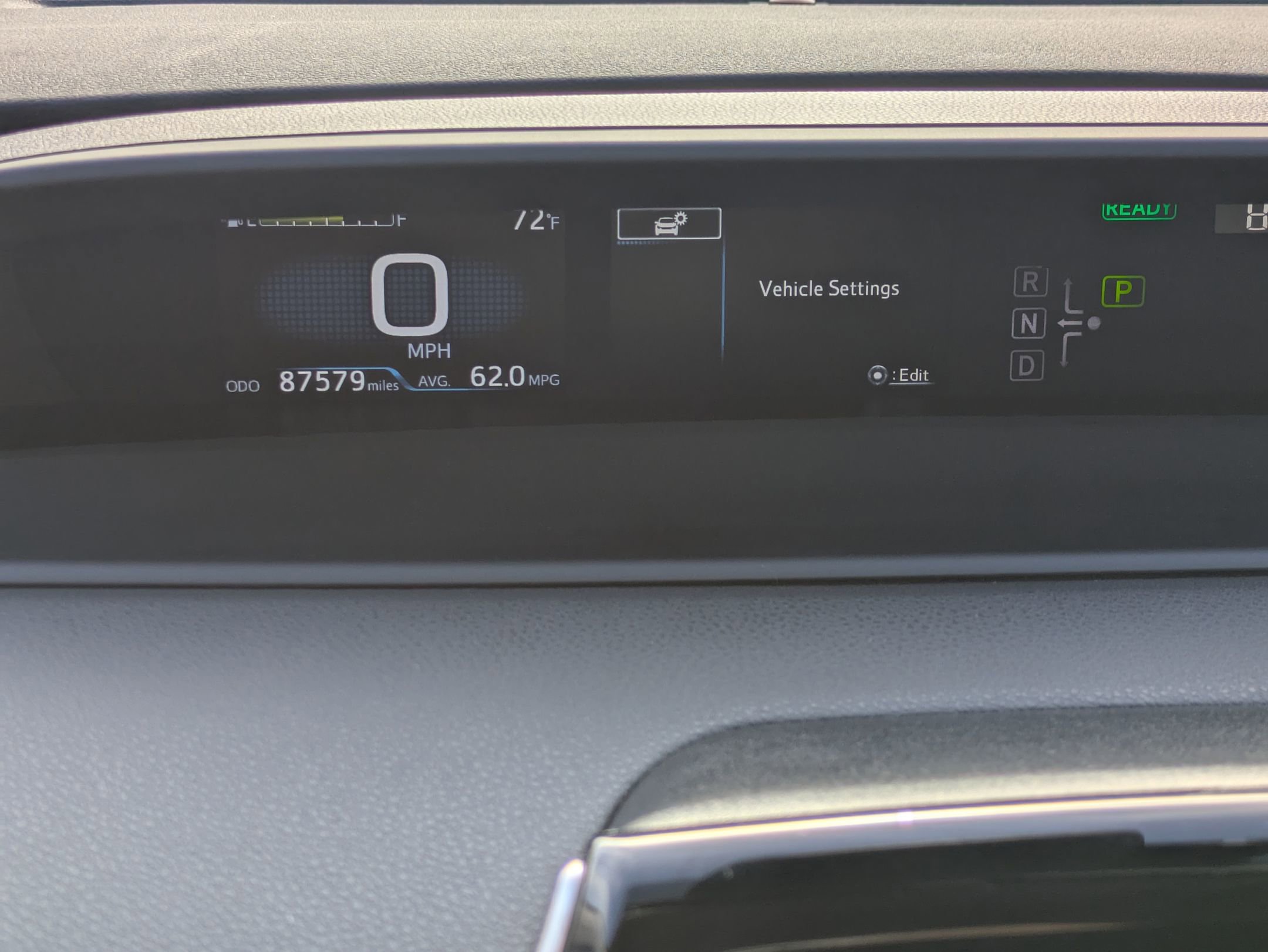 2022 Toyota Prius Prime XLE photo 14