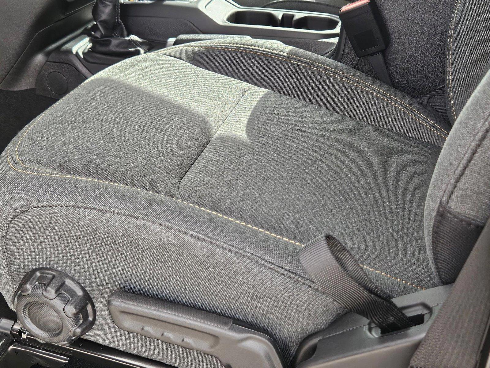 2025 Jeep Gladiator Sport S photo 4