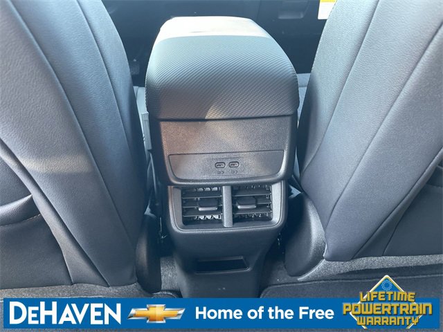 2026 Chevrolet Equinox LT photo 20