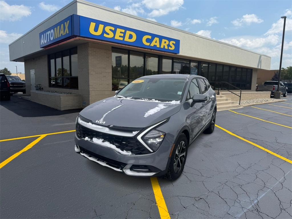 2023 Kia Sportage EX's photo