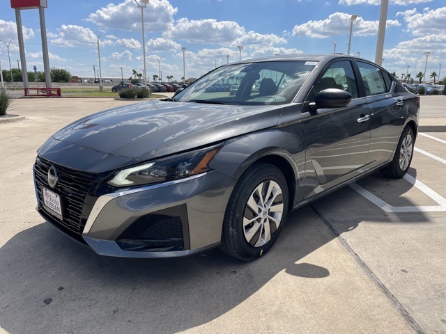 2025 Nissan Altima 2.5 S photo 4