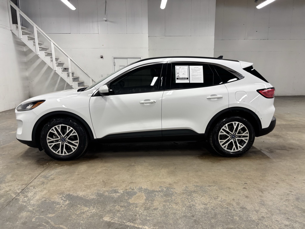 2022 Ford Escape SEL photo 4