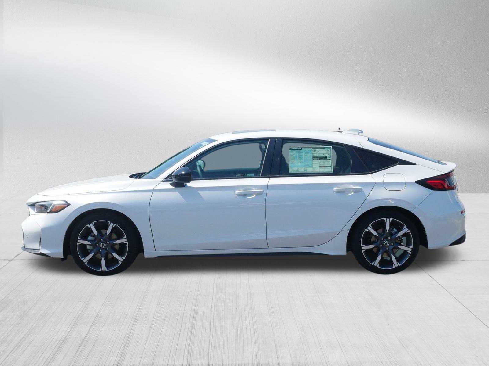 2026 Honda Civic Hatchback Hybrid Sport Touring photo 4