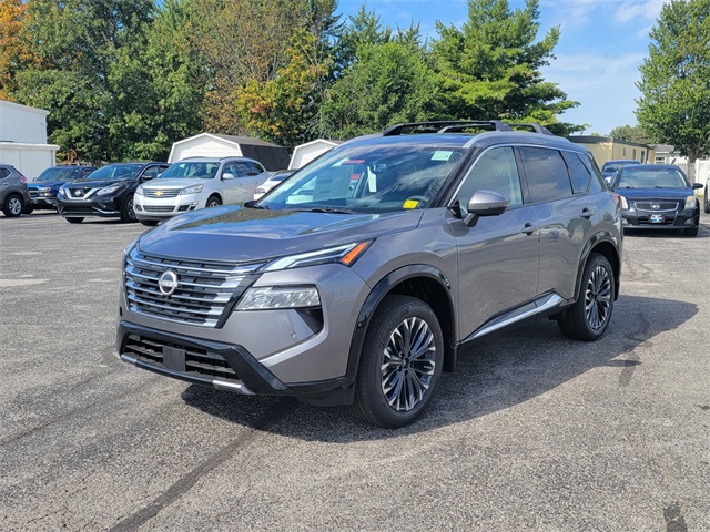 2026 Nissan Rogue Platinum photo 4