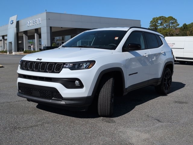 2026 Jeep Compass Latitude Altitude photo 4