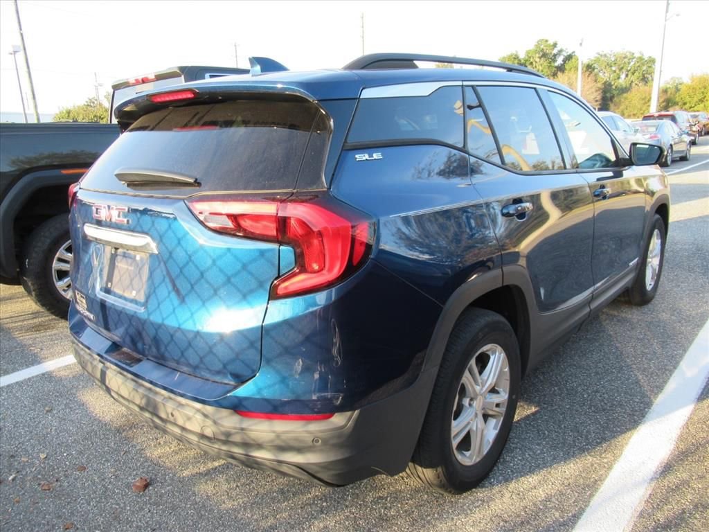 2020 Gmc Terrain SLE photo 3