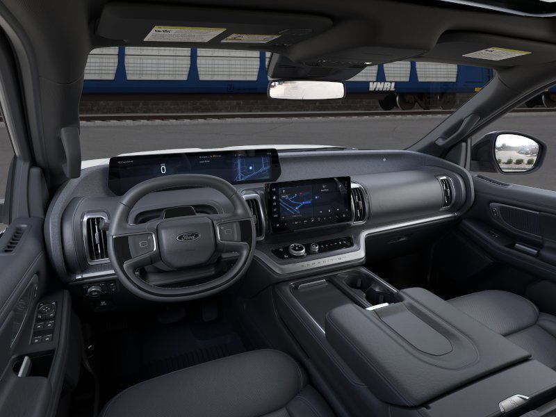 2025 Ford Expedition Platinum MAX EL photo 8
