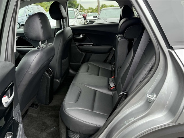 2022 Kia Niro Touring Special Edition photo 14
