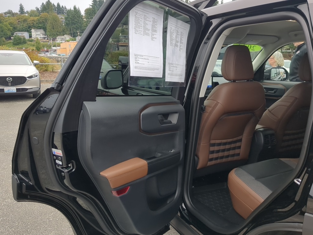 2023 Ford Bronco Sport Outer Banks photo 4