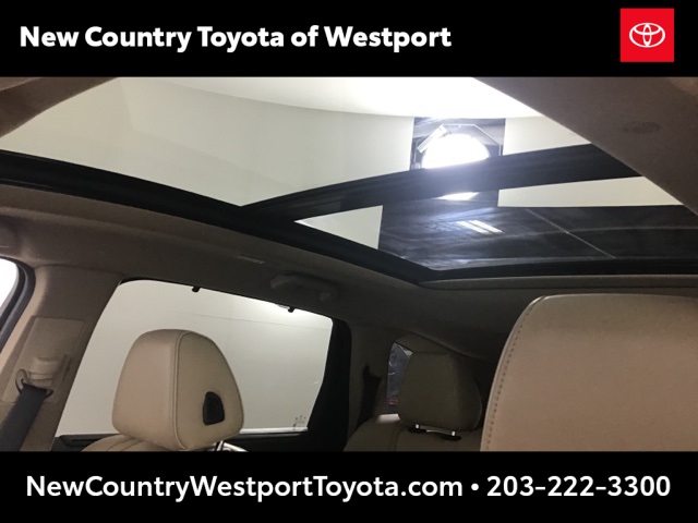 2022 Acura MDX Advance photo 11