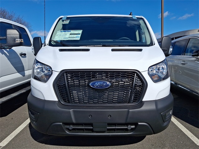 2025 Ford Transit photo 2