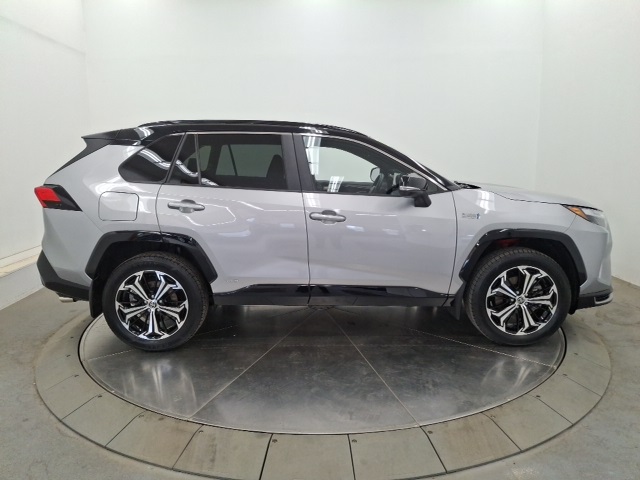 2024 Toyota RAV4 Prime XSE photo 8