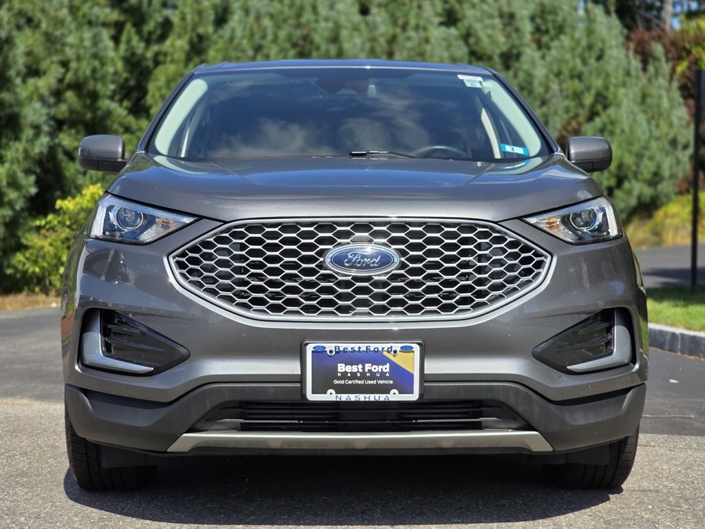 2023 Ford Edge SEL photo 2