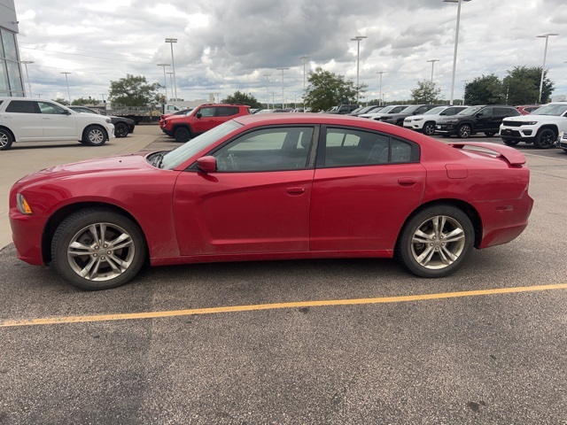 2012 Dodge Charger SXT photo 4