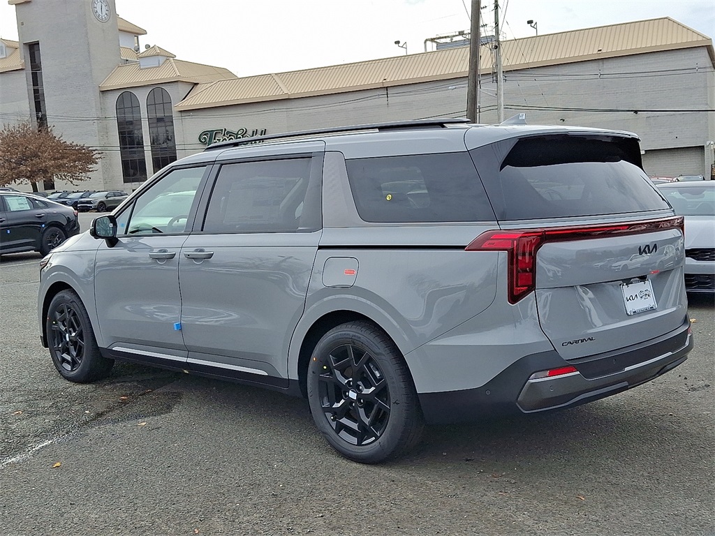 2026 Kia Carnival SX photo 2