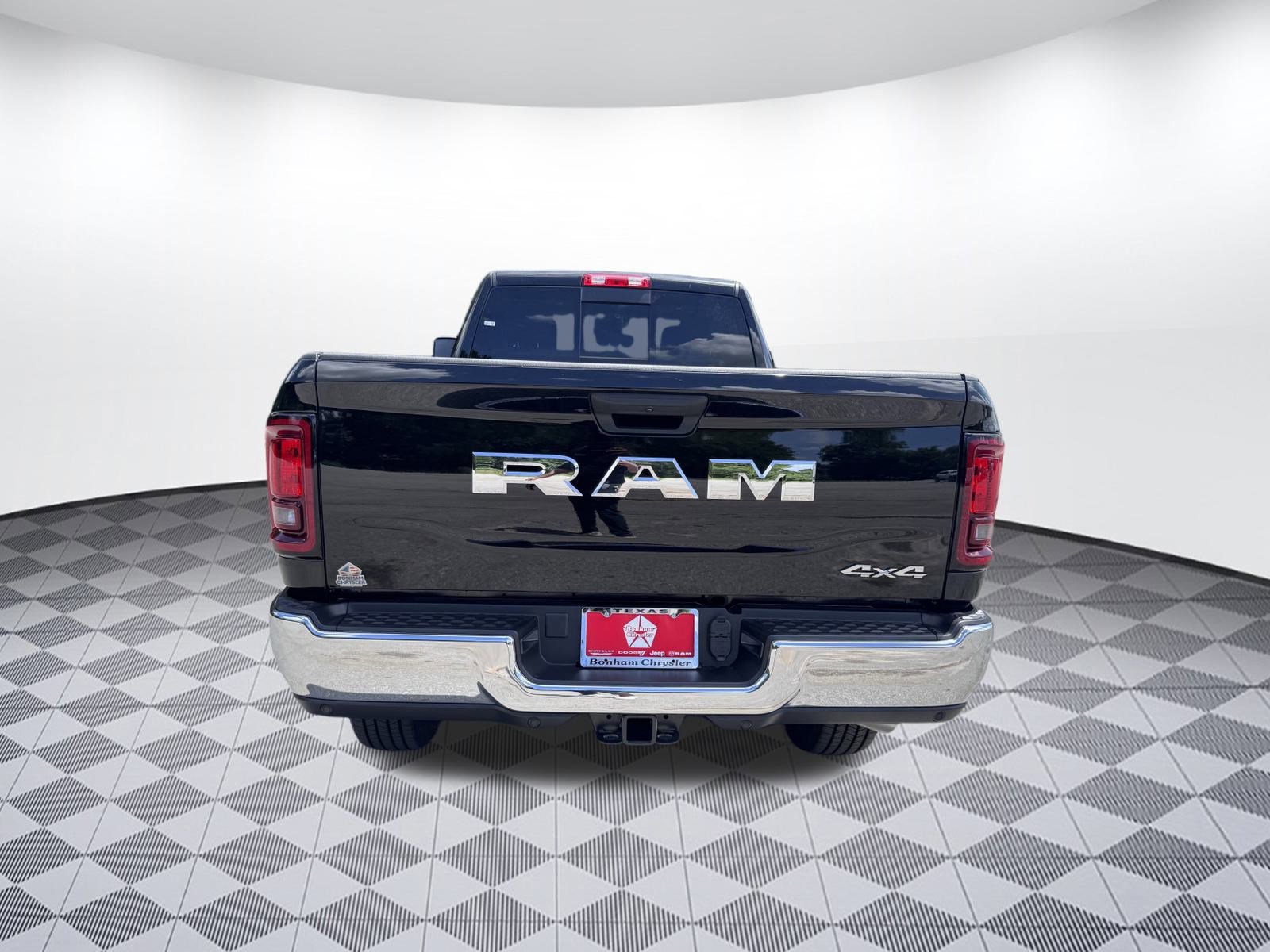 2025 Ram 2500 Tradesman photo 4