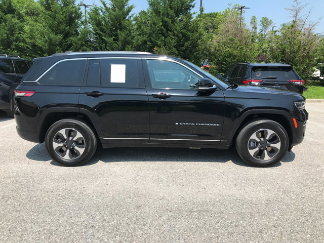 2024 Jeep Cherokee Limited 4xe photo 7