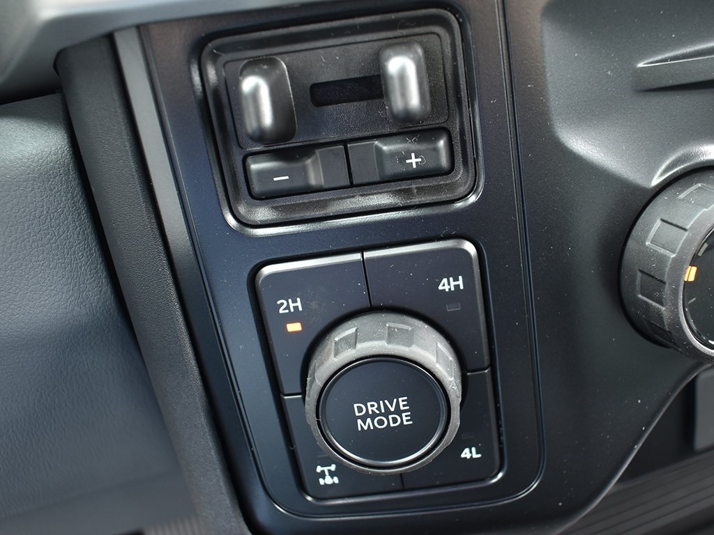 2025 Ford F-350 XLT photo 18