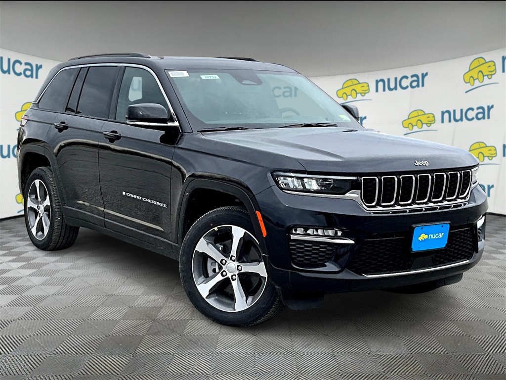 2024 Jeep Grand Cherokee 4xe's photo