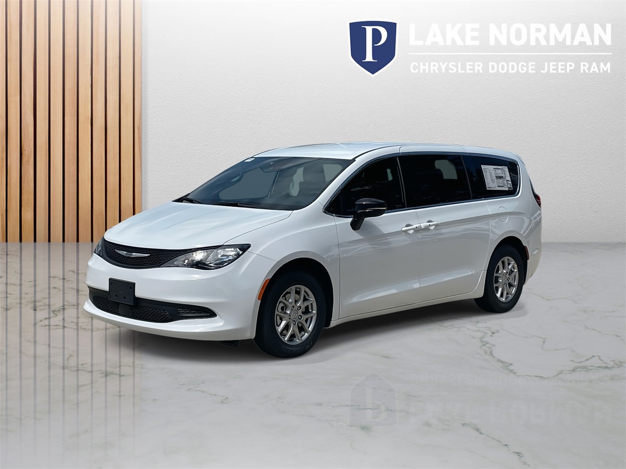 2025 Chrysler Voyager LX photo 3