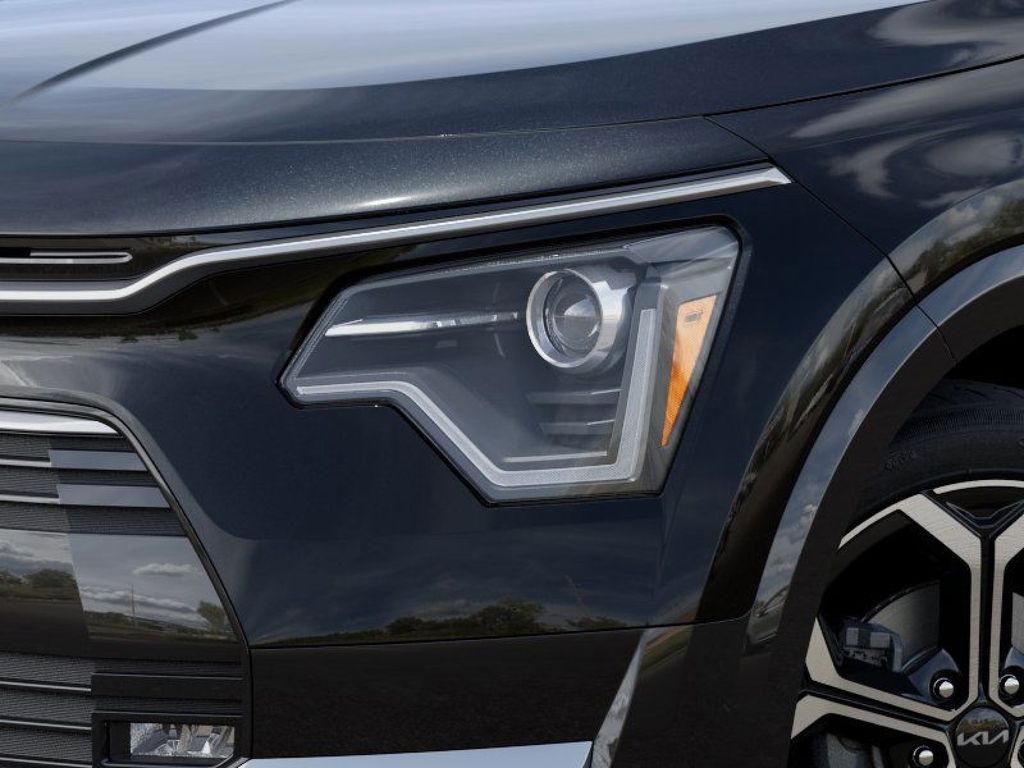 2025 Kia Niro EX Touring photo 6