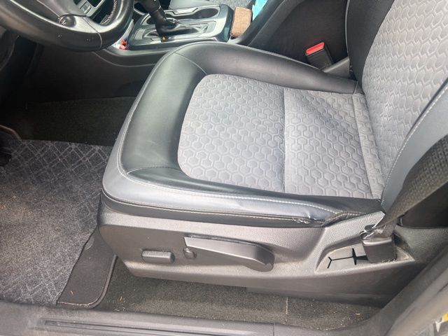 2015 Chevrolet Colorado Z71 photo 3