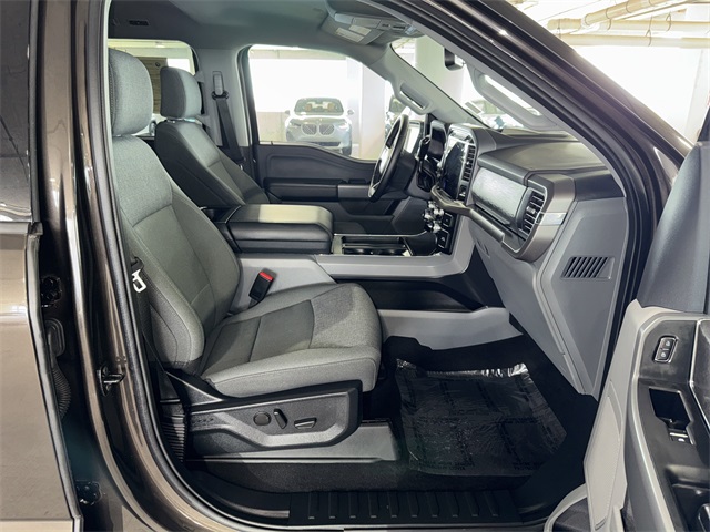 2024 Ford F-150 XLT photo 9