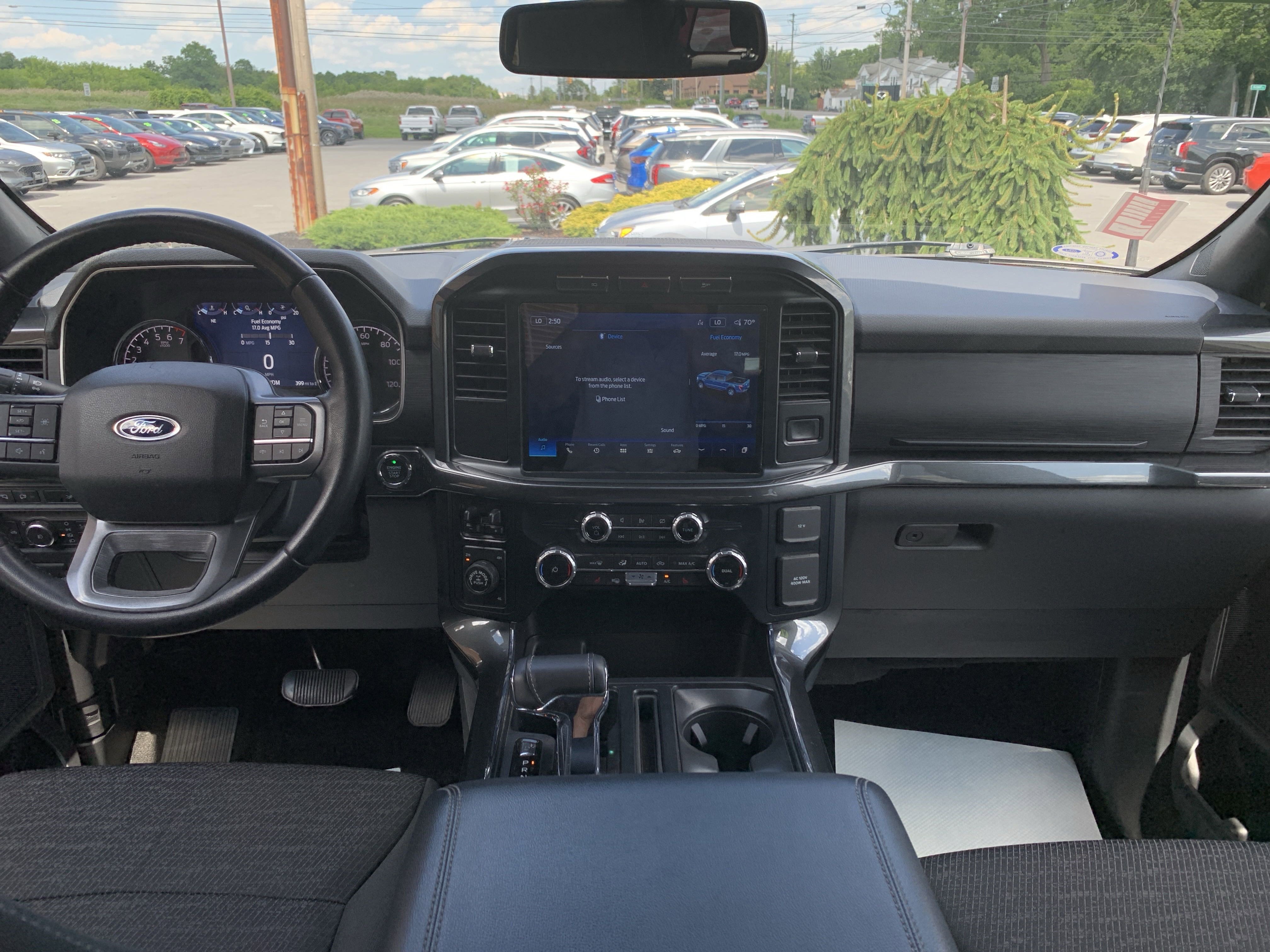 2022 Ford F-150 XLT photo 11